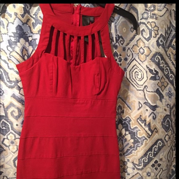 Red fitted dress - Picture 1 of 1